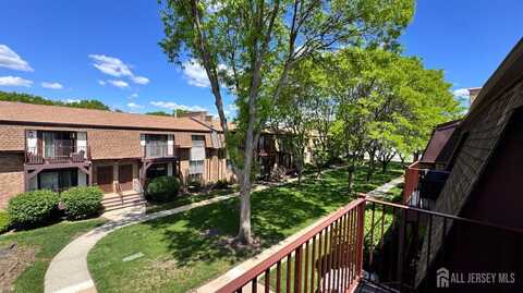 312 N Oaks Boulevard, North Brunswick, NJ 08902