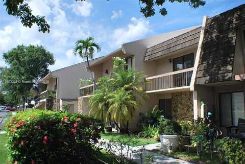 611 N University Dr, Plantation, FL 33324