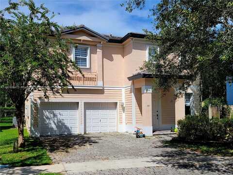 285 NE 32nd Ter, Homestead, FL 33033