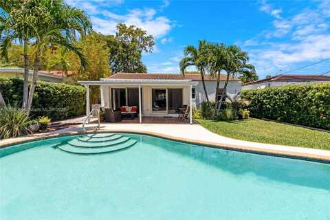 1558 Normandy Dr, Miami Beach, FL 33141