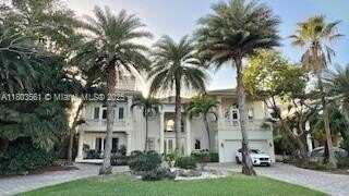 628 N Island Is, Golden Beach, FL 33160