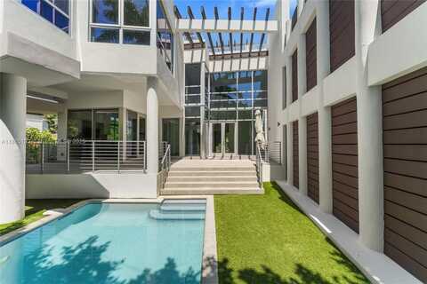 544 Fernwood Rd, Key Biscayne, FL 33149