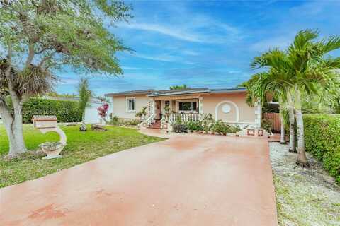 6250 SW 19th St, Miami, FL 33155
