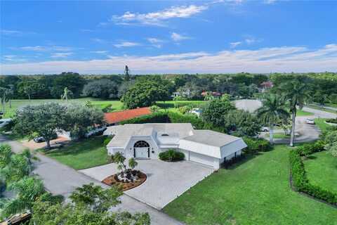 5709 Bamboo Cir, Tamarac, FL 33319