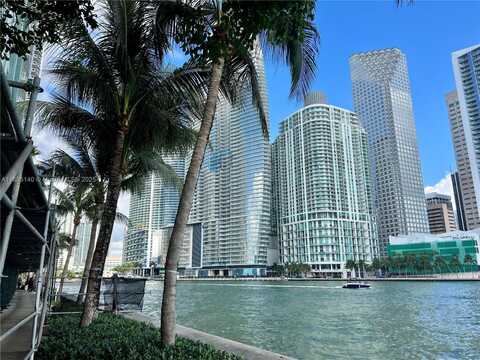 300 S Biscayne Blvd, Miami, FL 33131