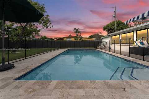 10350 SW 30th St, Miami, FL 33165