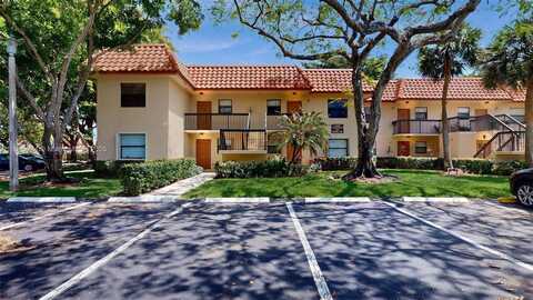 15805 W Waterside Cir, Sunrise, FL 33326