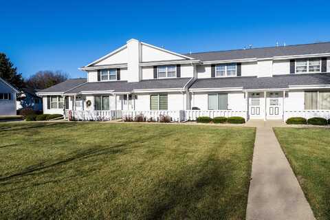 628 Westbury Ln, Delavan, WI 53115