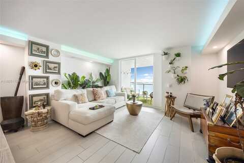 2101 Brickell Ave, Miami, FL 33129
