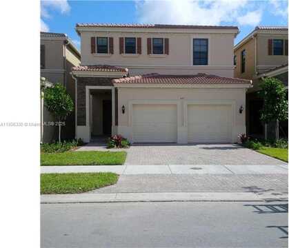 643 NE 191st Ter, Miami, FL 33179