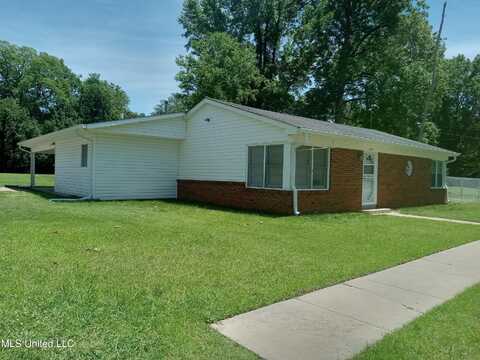 206 Birch Avenue, Indianola, MS 38751