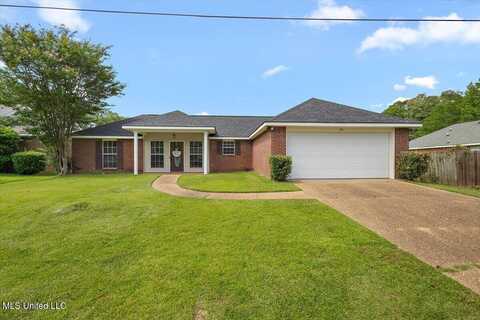 201 Trahon Cove, Byram, MS 39272