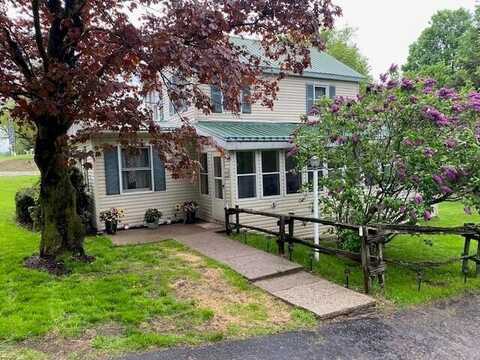 1159 State RT 122, Constable, NY 12926