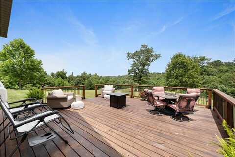 13812 Sunburst LN, Gravette, AR 72736