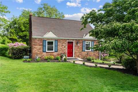 138 Ida Dr, Shaler, PA 15116