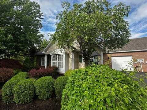 3707 Warwick Ct, Crescent, PA 15108
