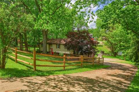 122 Oak Lane, Strabane, PA 15317
