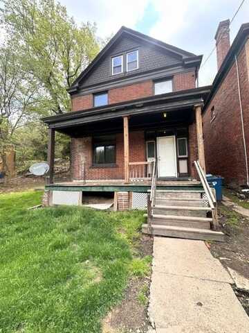 1250 Blackadore Ave, Penn Hills, PA 15221