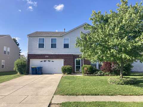 6824 W Philadelphia Drive, McCordsville, IN 46055