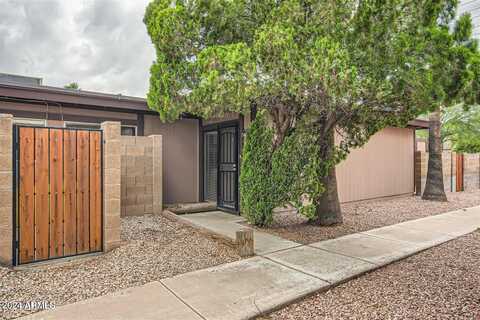 828 S HACIENDA Drive, Tempe, AZ 85281