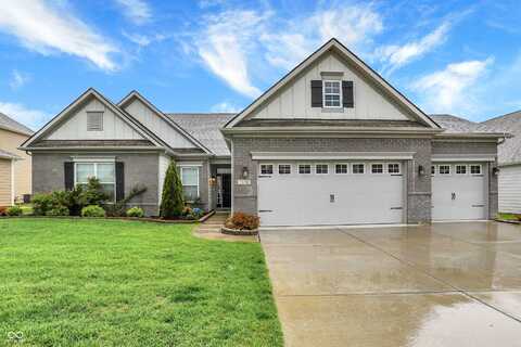 1334 Sunnybrook Lane, Greenwood, IN 46143