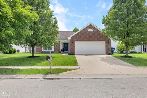11209 Black Gold Drive, Noblesville, IN 46060