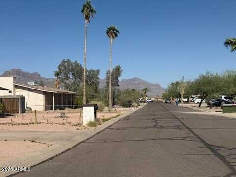 800 E Estevan Avenue, Apache Junction, AZ 85119