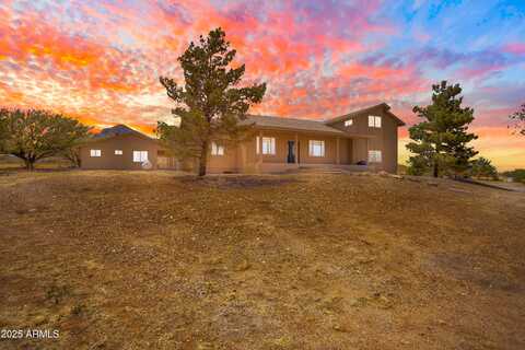 6596 E Renegade Trail, Hereford, AZ 85615