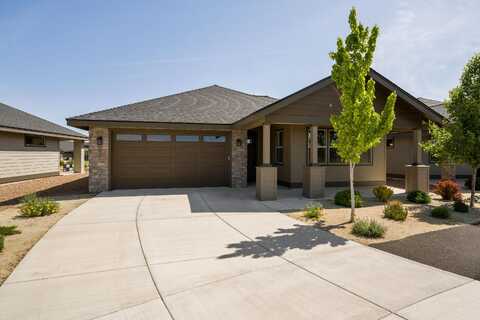 2628 NW Redwood Circle, Redmond, OR 97756