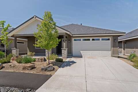 2695 NW 23rd, Redmond, OR 97756