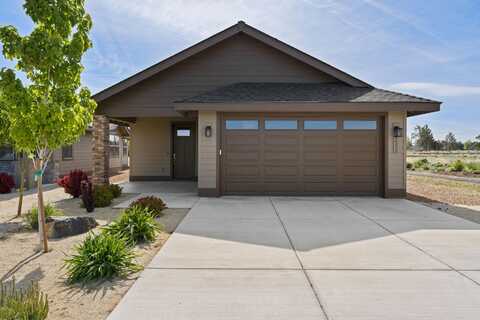 2522 NW Redwood Circle, Redmond, OR 97756
