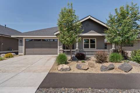 2771 NW 23rd Lp, Redmond, OR 97756