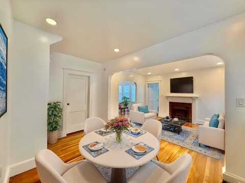 107 E Elm Ave, Quincy, MA 02170