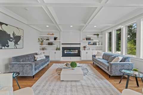 7 Avery Street, Needham, MA 02494
