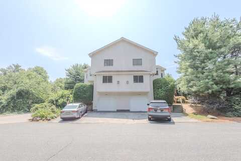 445 Captain Eames Cir, Ashland, MA 01721