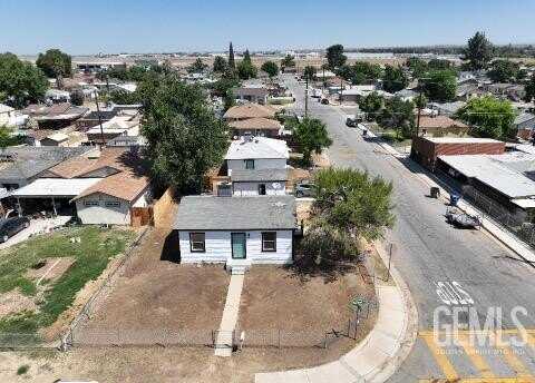 1100 Woodrow Avenue, Bakersfield, CA 93308