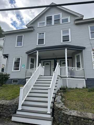 21 18th St, Lowell, MA 01850
