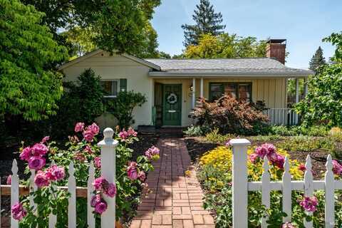 341 Jones Street, Ukiah, CA 95482