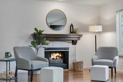 2157 Naomi Place, Santa Rosa, CA 95403