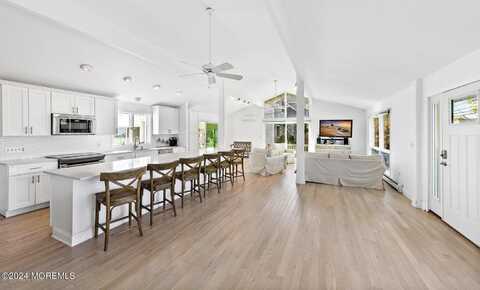 65 Seaview Avenue, Monmouth Beach, NJ 07750