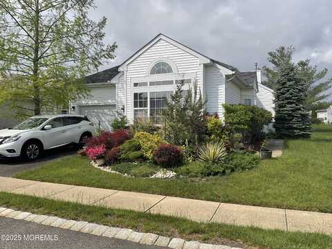6 Ravenna Road, Manchester, NJ 08759