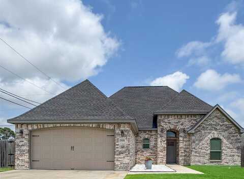 2804 Eastdale Dr., Groves, TX 77619