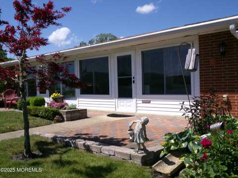 651c Plymouth Drive, Lakewood, NJ 08701