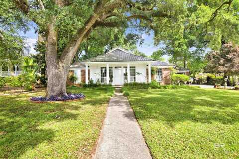 352 N Mobile Street, Fairhope, AL 36532