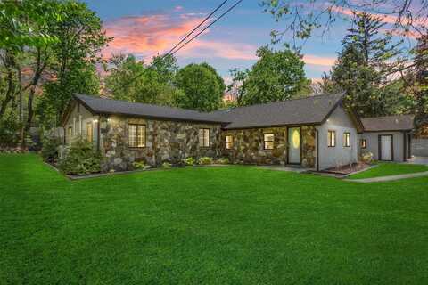 1 Davis Road, Poughkeepsie, NY 12603