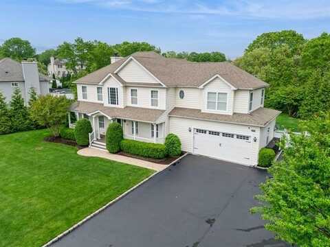 38 Savanna Circle, Mount Sinai, NY 11766