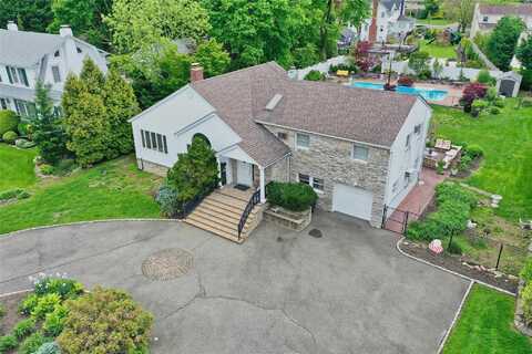 2525 Beverly Road, Merrick, NY 11566