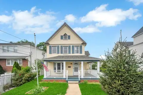 45 Jefferson Avenue, Lynbrook, NY 11563