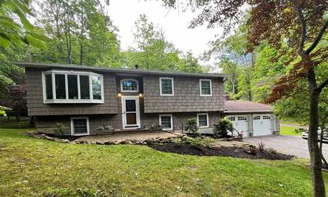 1179 E Mombasha Road, Monroe, NY 10950