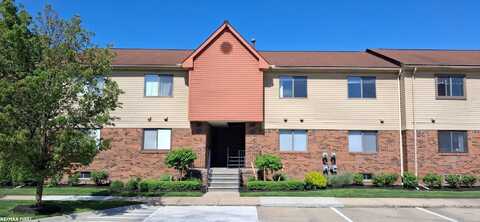 38770 Lanse Creuse, Harrison, MI 48045